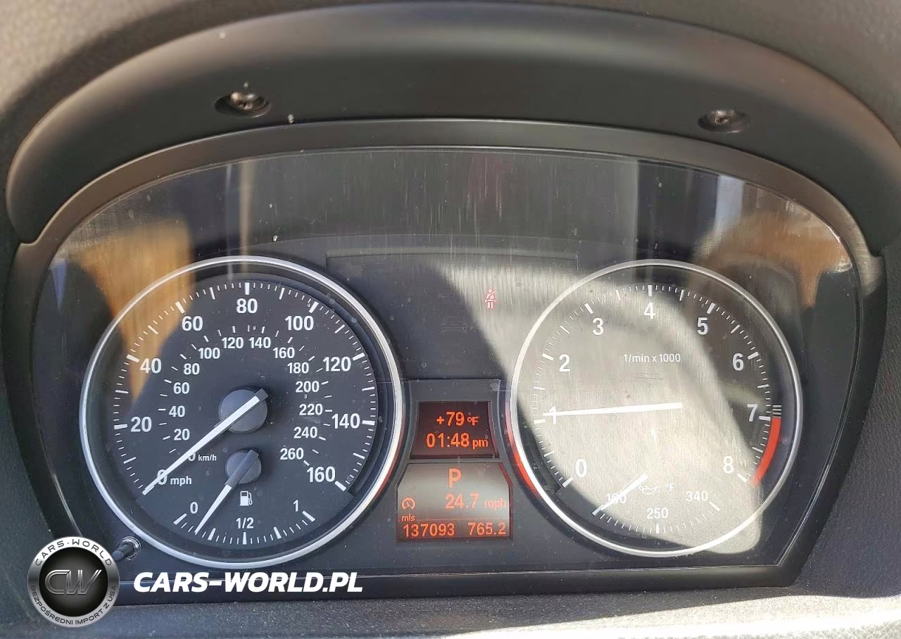 2010 BMW 328 Xi Sulev VIN:WBAWV5C59AP081747 - 9