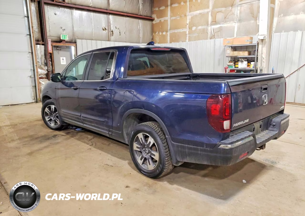 2017 Honda Ridgeline Rtl VIN:5FPYK3F67HB011690 - 2