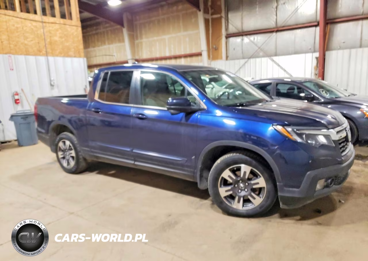 2017 Honda Ridgeline Rtl VIN:5FPYK3F67HB011690 - 4