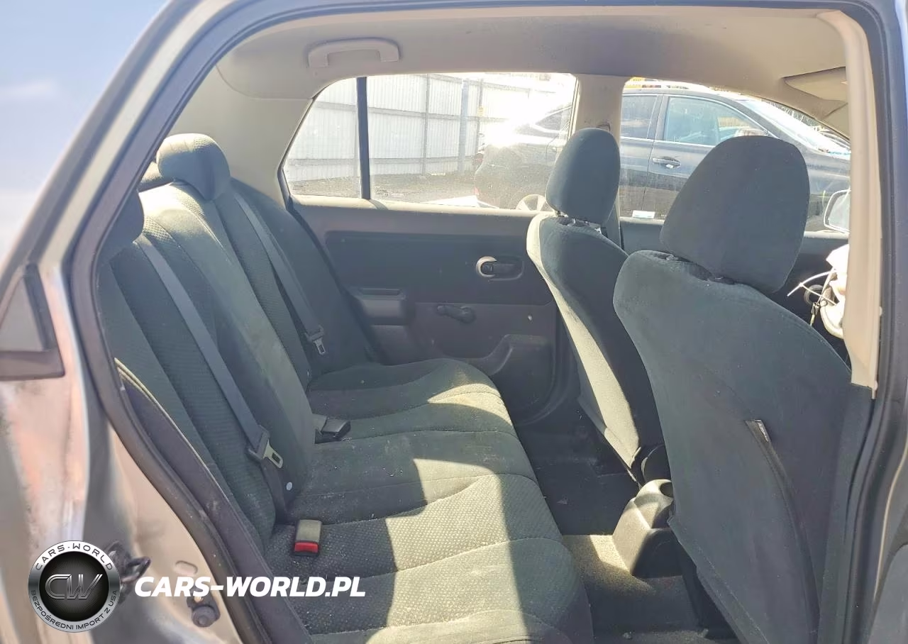 2011 Nissan Versa 1.8 S VIN:3N1BC1AP7BL373403 - 10