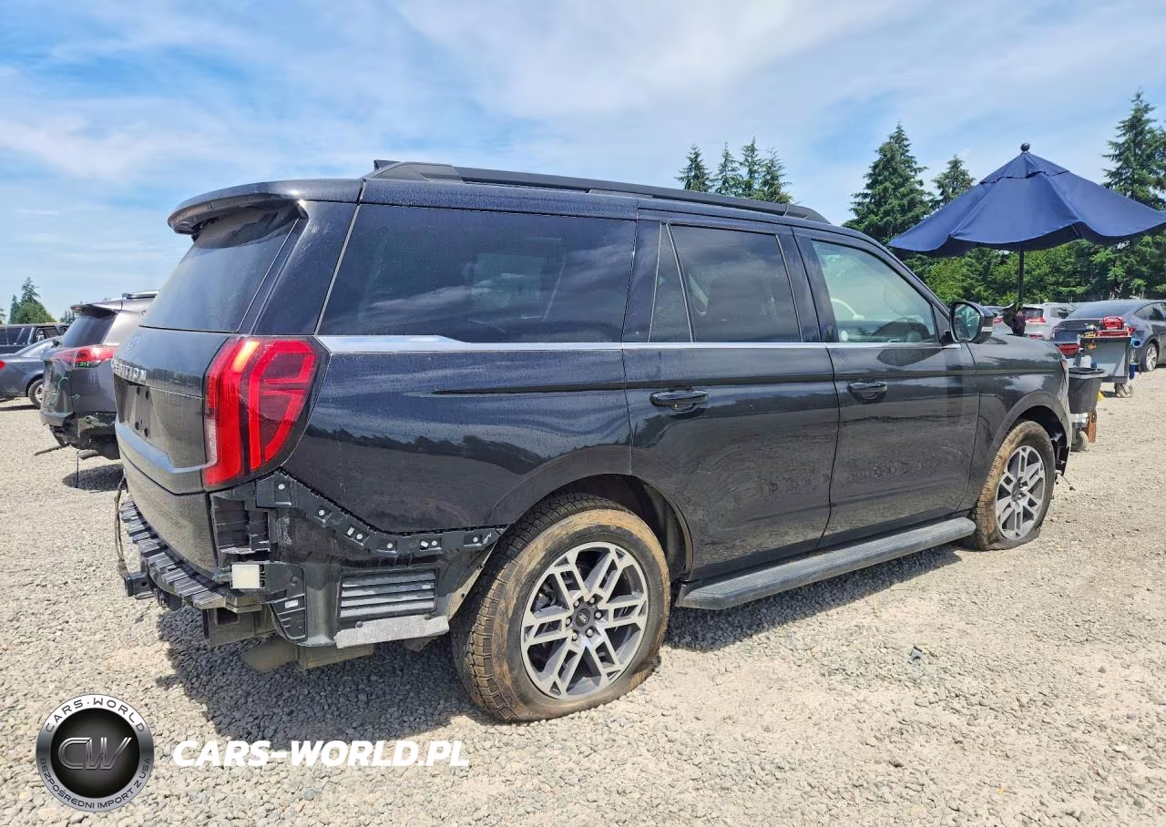 2025 Ford Expedition Active VIN:1FMJU1J80SEA26523 - 3