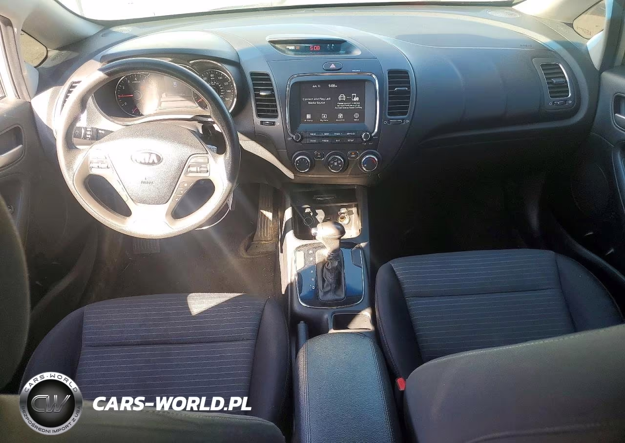 2018 Kia Forte Lx VIN:3KPFL4A79JE178115 - 8