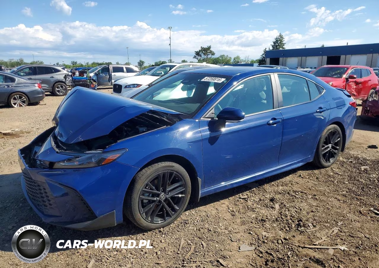 2025 Toyota Camry Se – zdjęcie 1 z 12