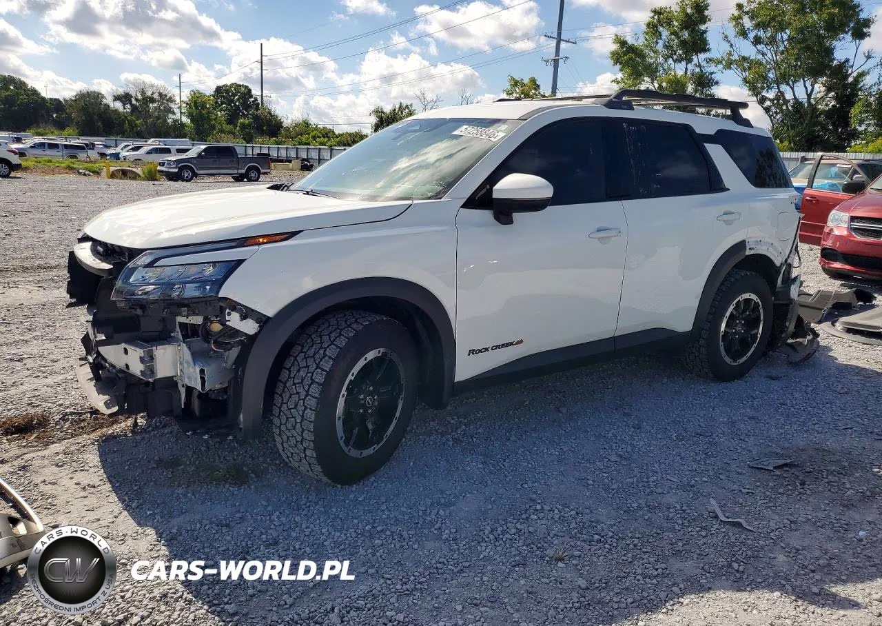 2024 Nissan Pathfinder Rock Creek – zdjęcie 1 z 14