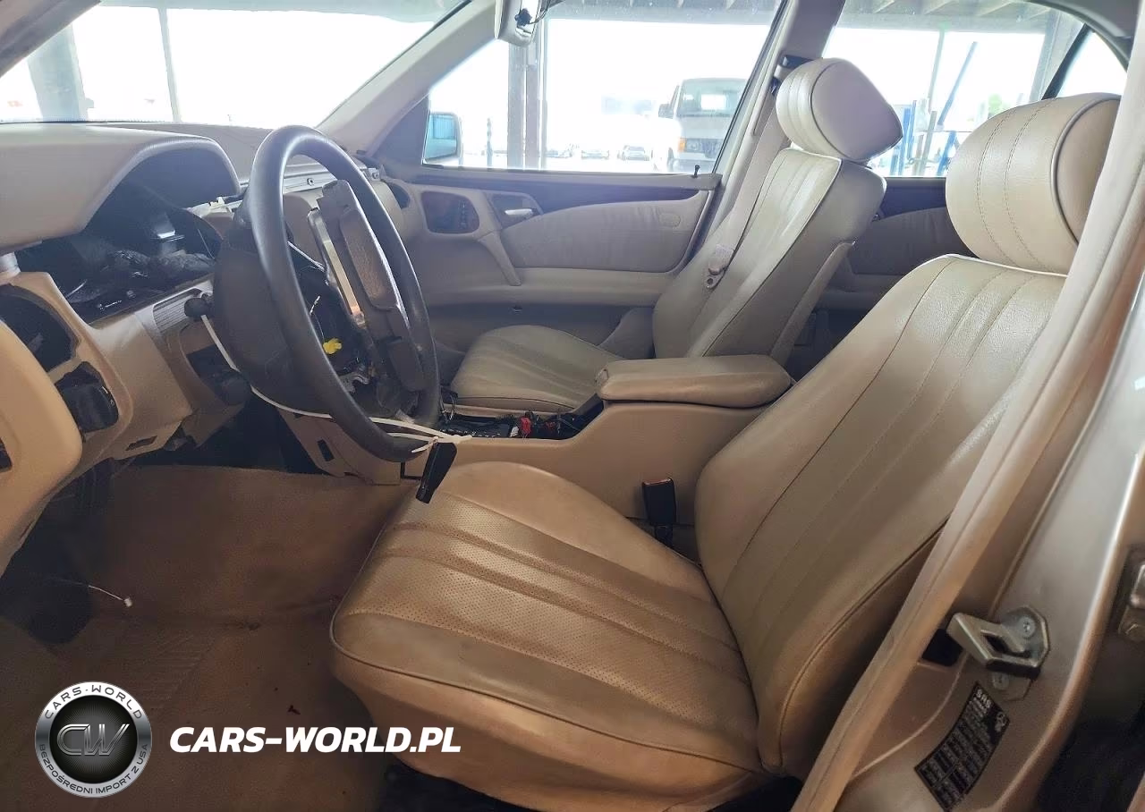1999 Mercedes-Benz E 320 VIN:WDBJF65H3XA925766 - 7