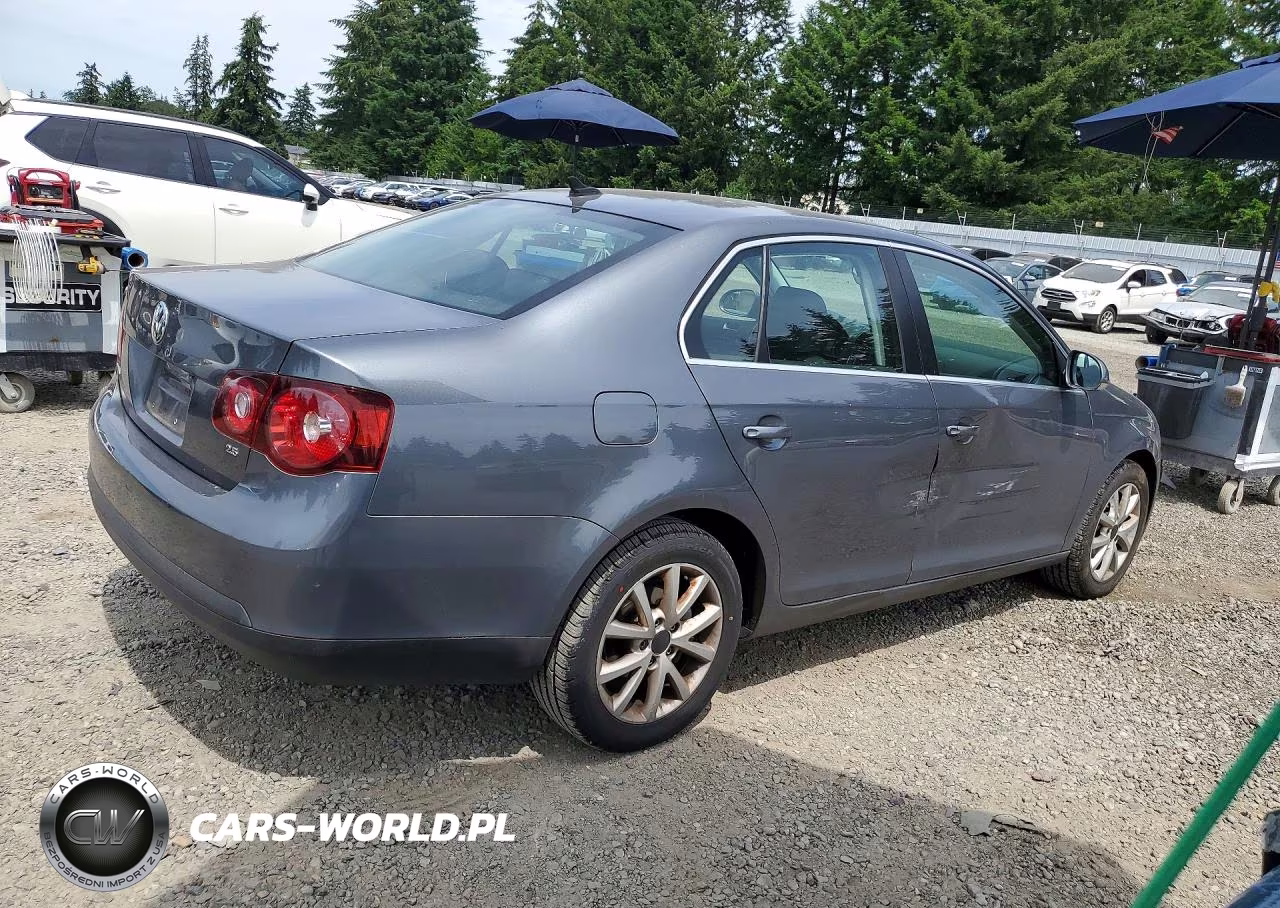 2010 Volkswagen Jetta Se VIN:3VWRZ7AJ8AM050735 - 3