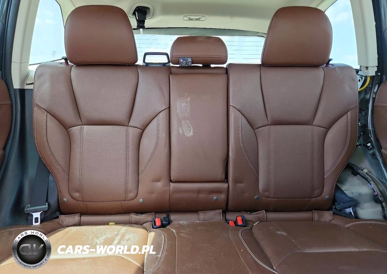 2020 Subaru Forester Touring VIN:JF2SKAXCXLH464977 - 10