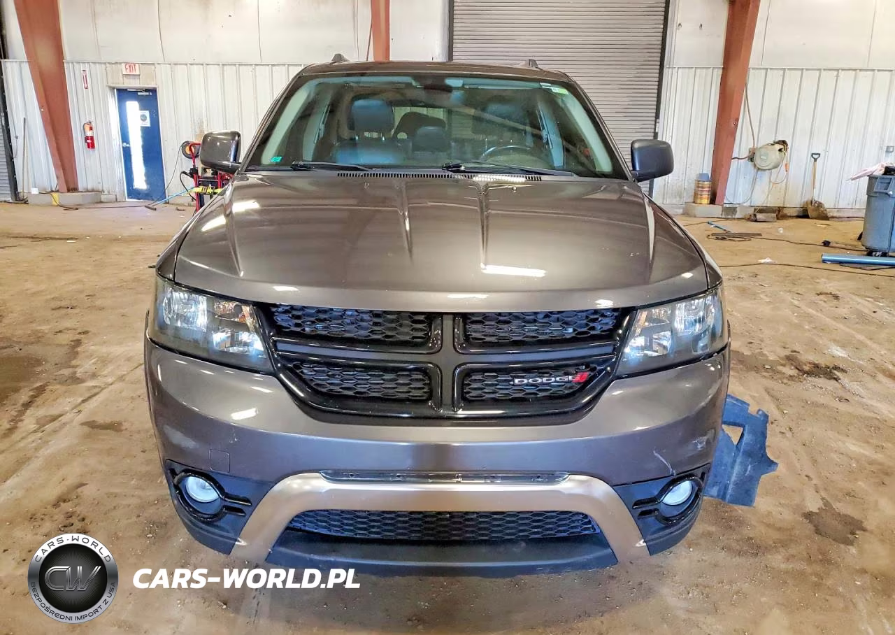 2020 Dodge Journey Crossroad VIN:3C4PDCGB2LT272634 - 5