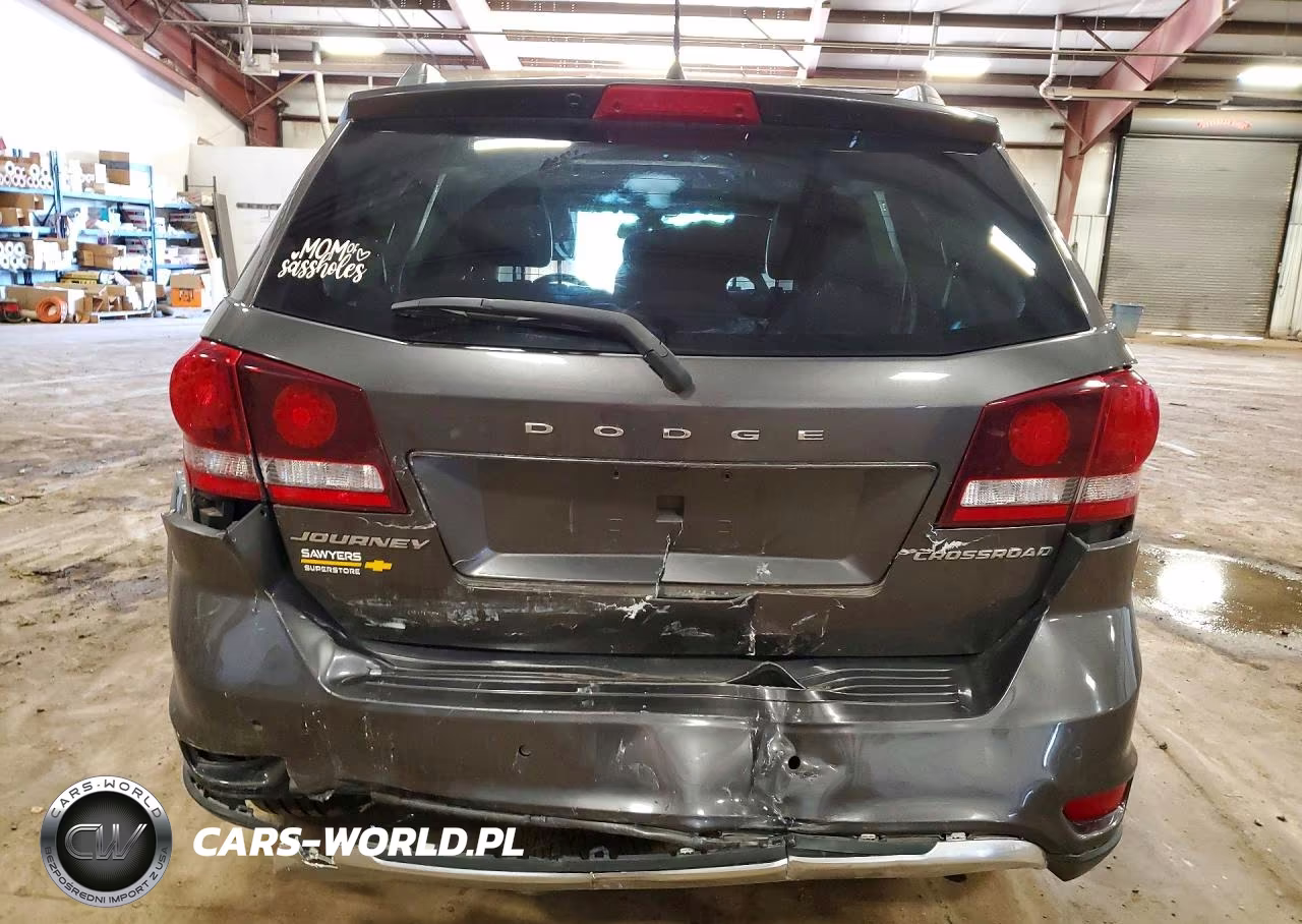 2020 Dodge Journey Crossroad VIN:3C4PDCGB2LT272634 - 6