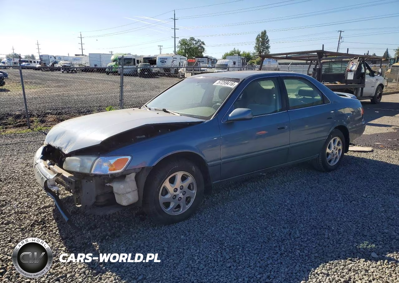 2000 Toyota Camry Le V6