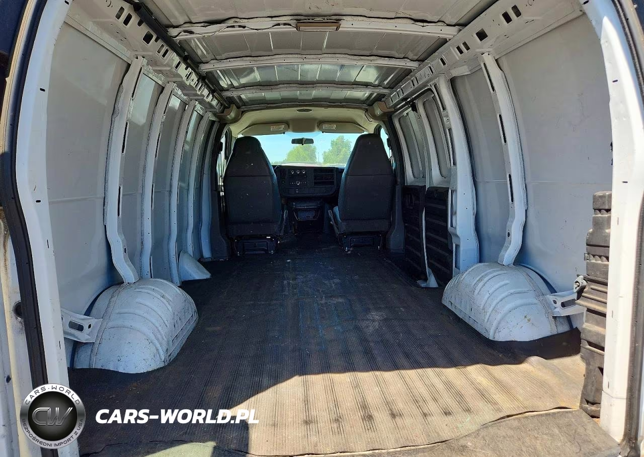 2008 Chevrolet Express G2500 VIN:1GCGG25C181190065 - 10