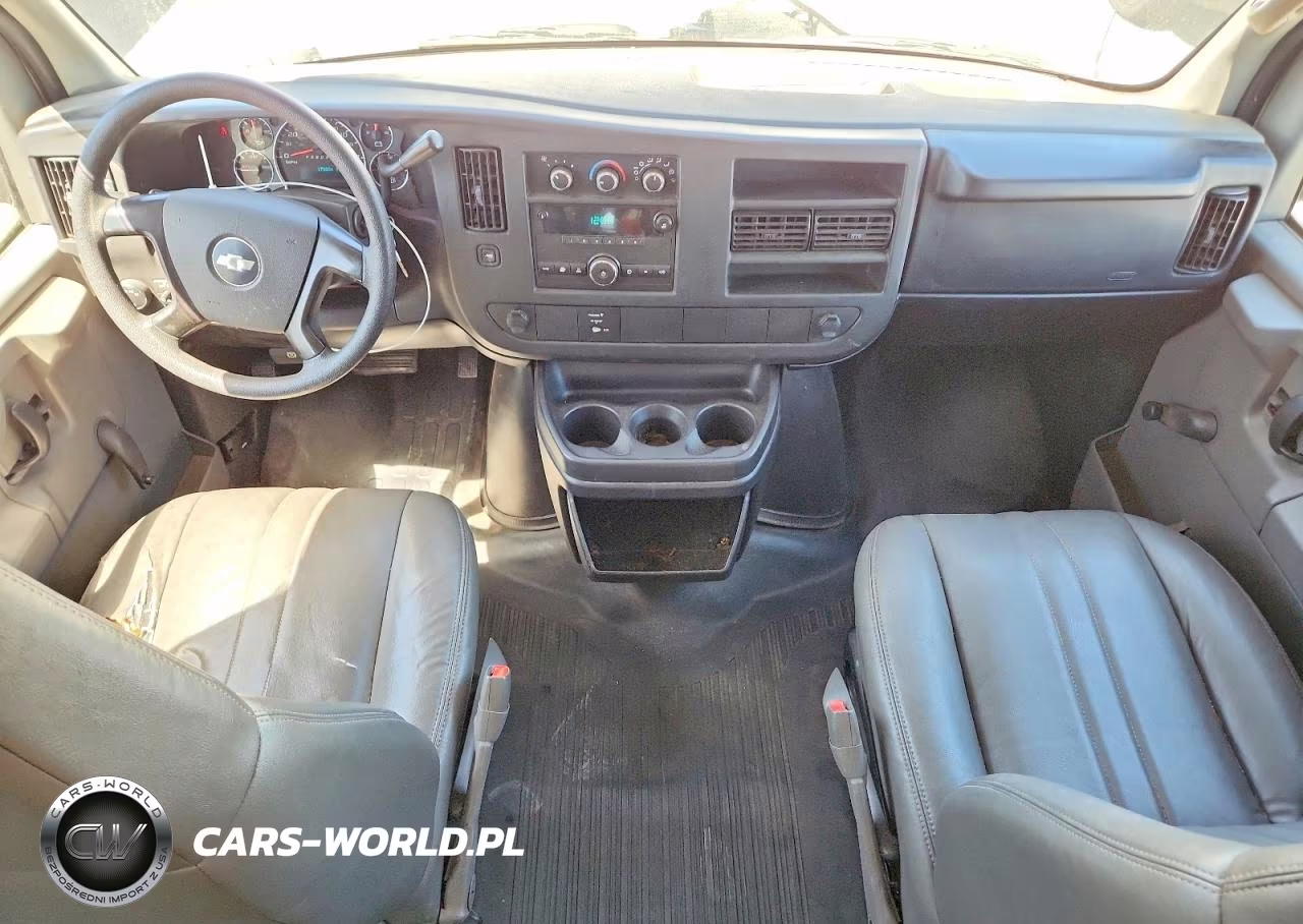 2008 Chevrolet Express G2500 VIN:1GCGG25C181190065 - 8