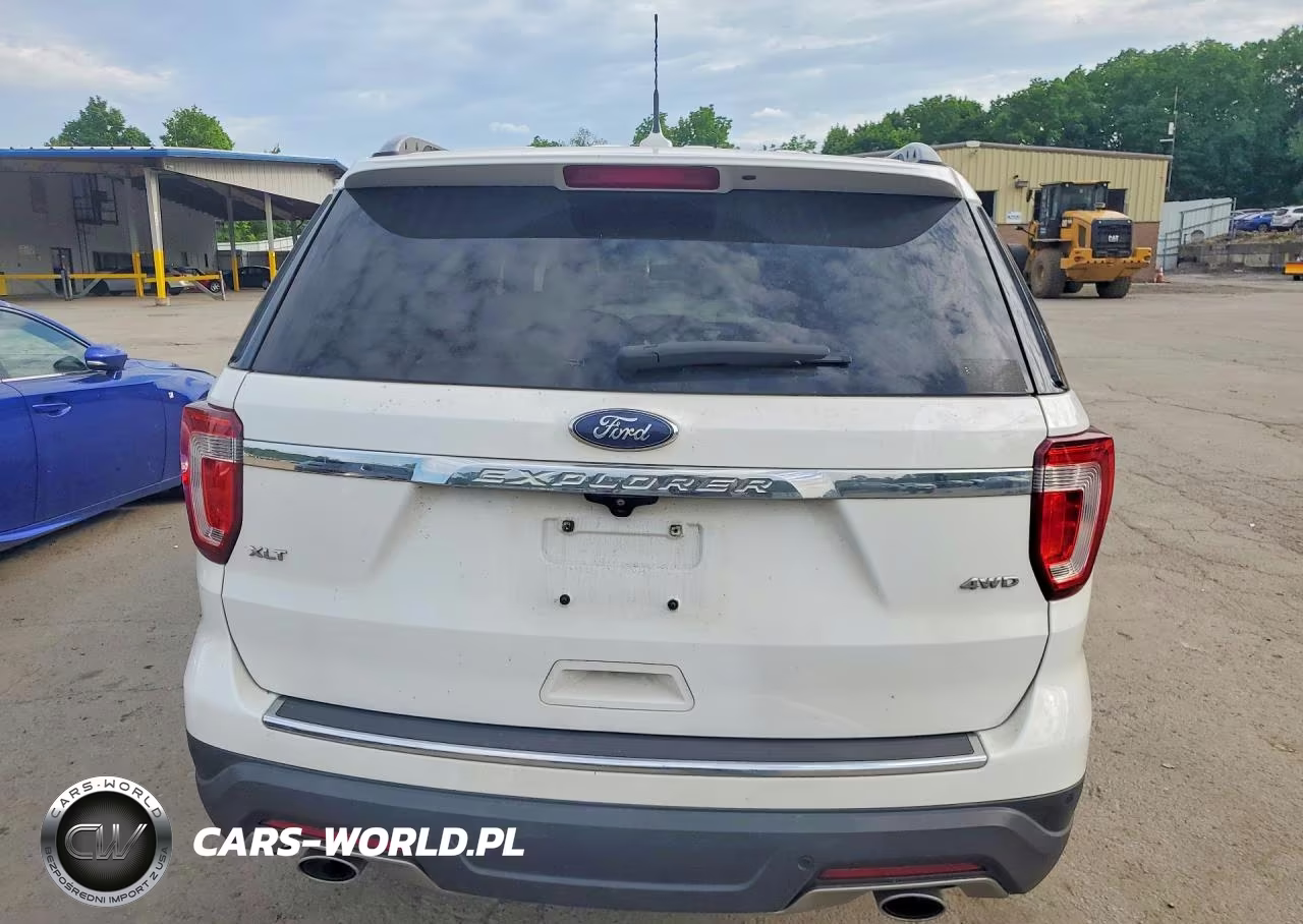 2018 Ford Explorer Xlt VIN:1FM5K8D88JGB25010 - 6