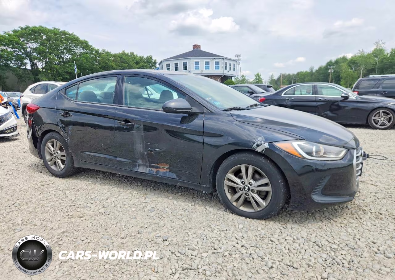 2017 Hyundai Elantra Se VIN:5NPD84LF3HH187864 - 4