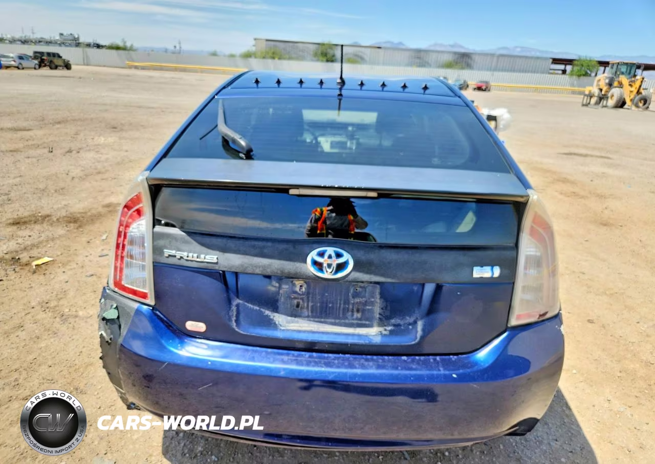 2012 Toyota Prius Two VIN:JTDKN3DU7C1561514 - 6