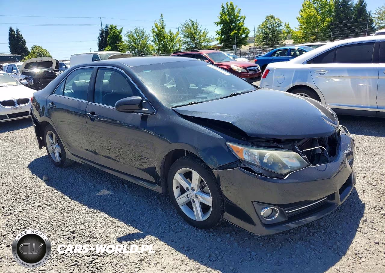 2013 Toyota Camry Se VIN:4T1BF1FK1DU645126 - 4