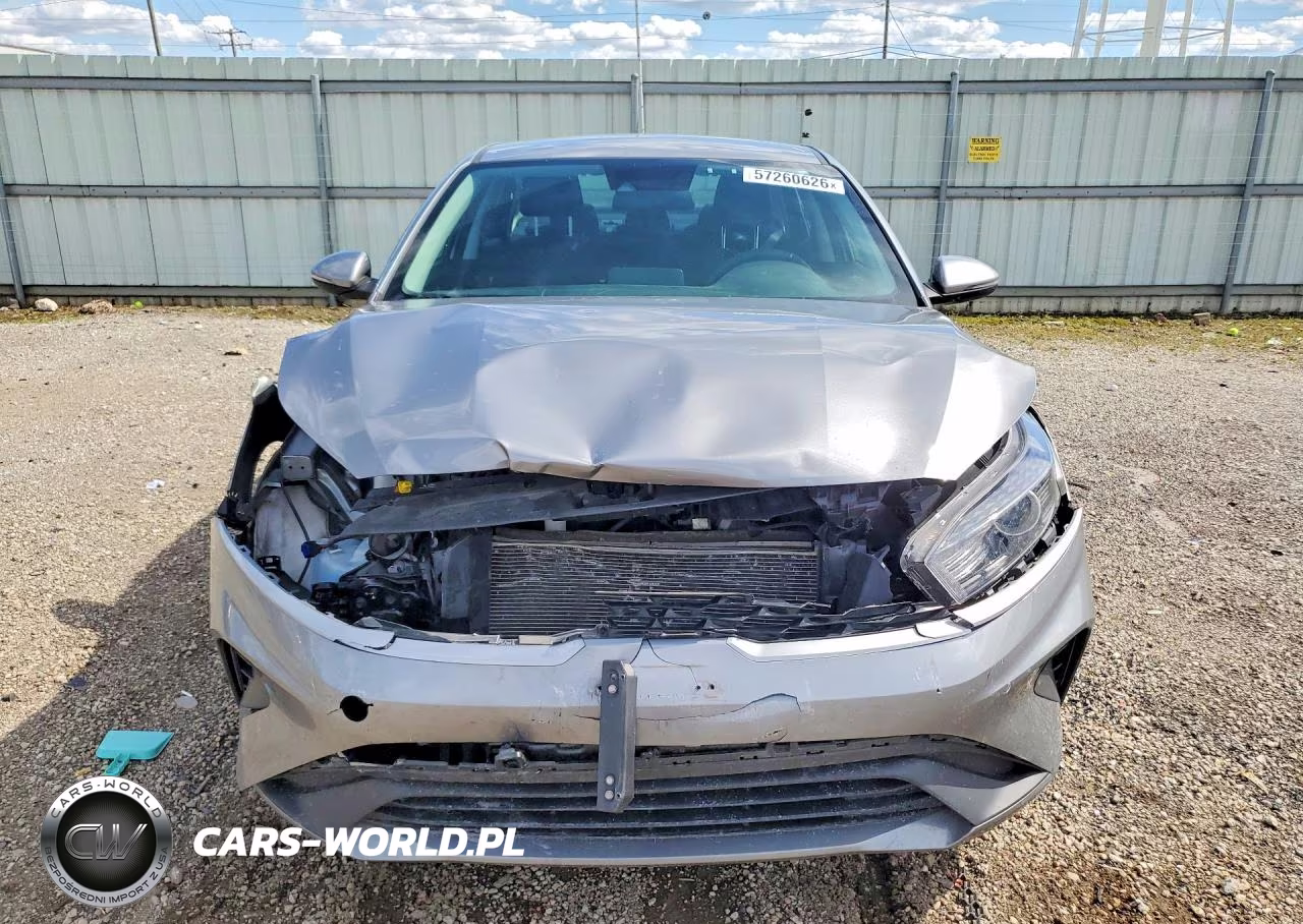 2024 Kia Forte Lxs VIN:3KPF24AD8RE715500 - 5