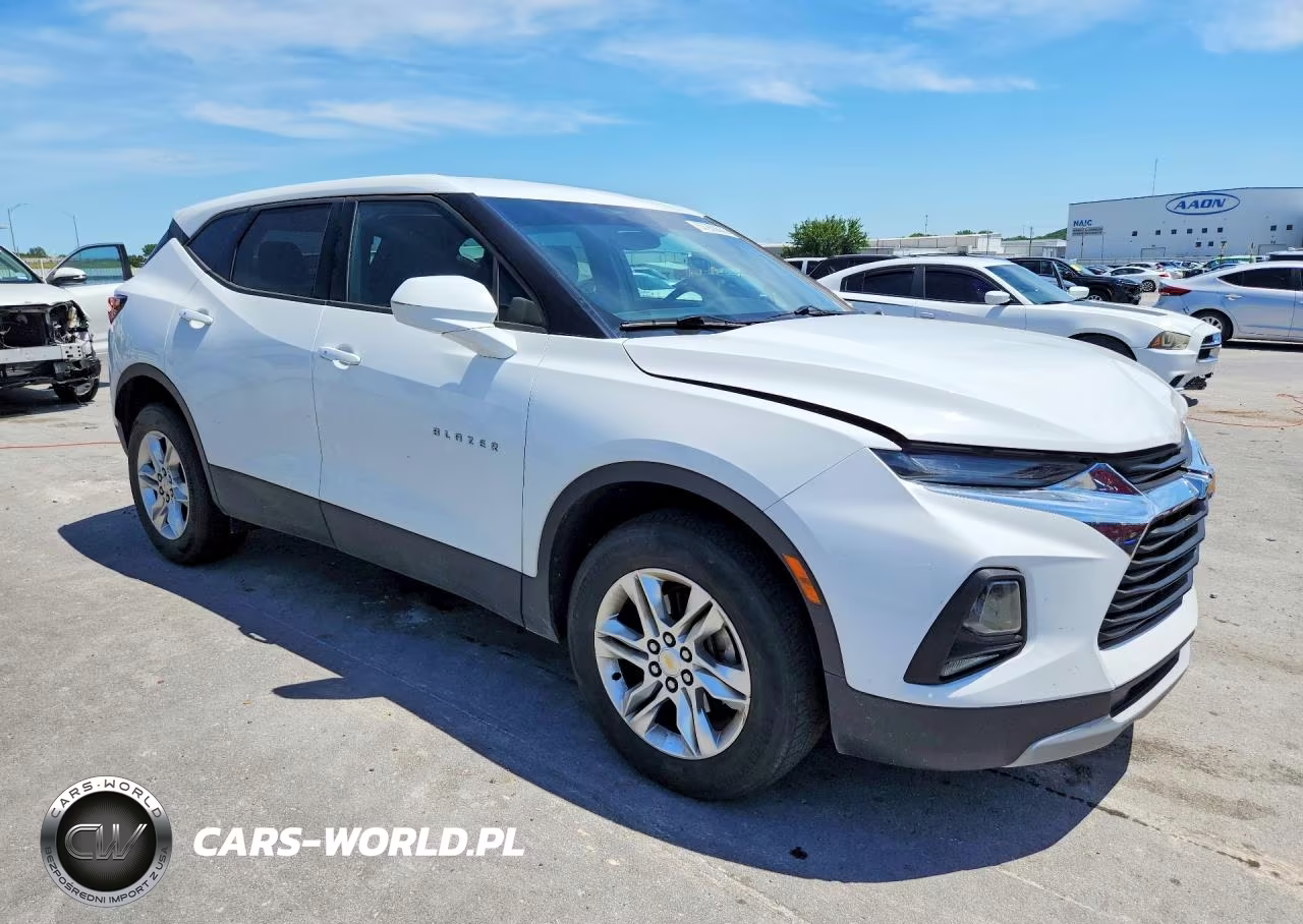 2019 Chevrolet Blazer 1Lt VIN:3GNKBBRAXKS694211 - 4