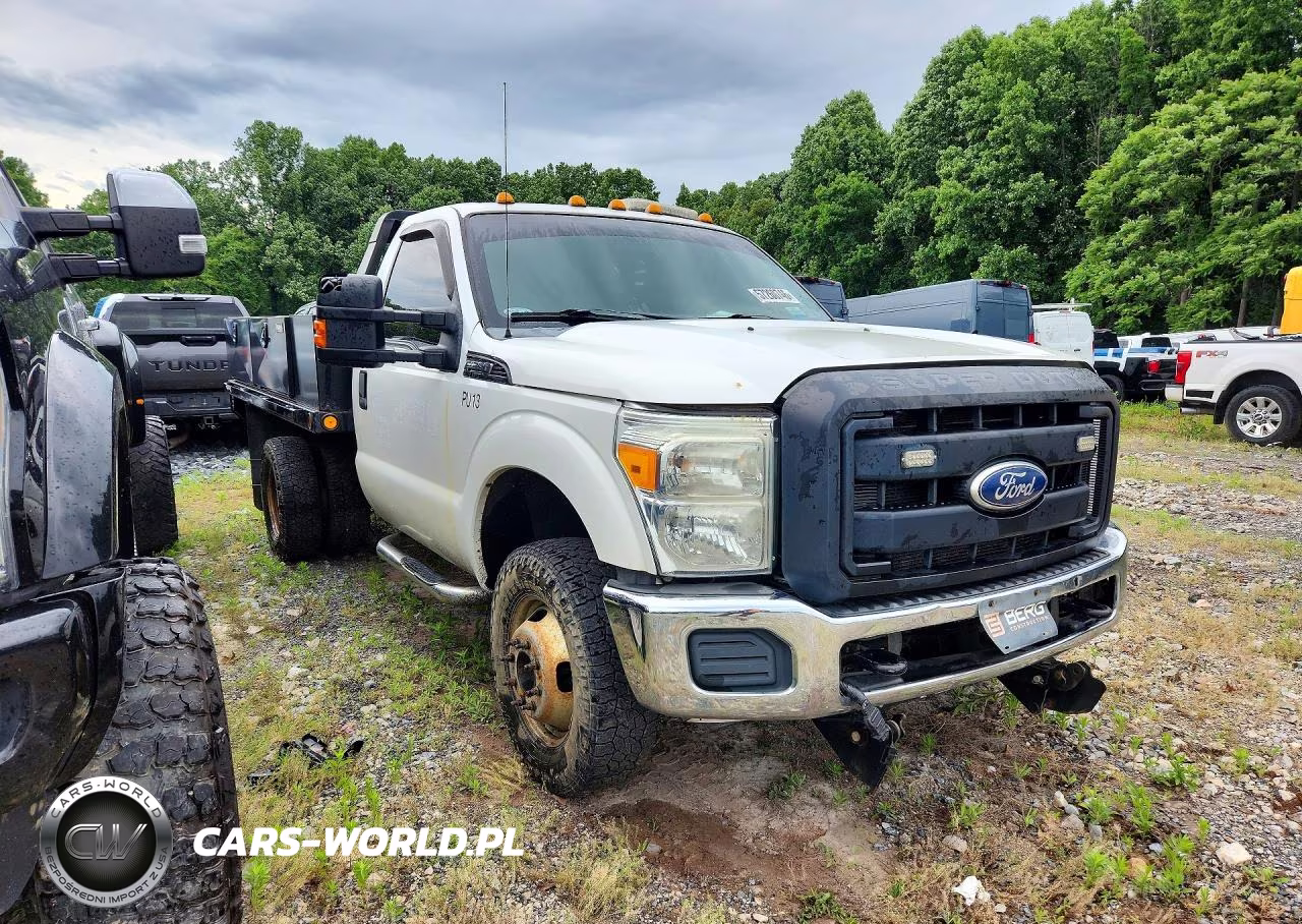 2011 Ford F350 Super Duty VIN:1FDRF3HT9BEB18121 - 4