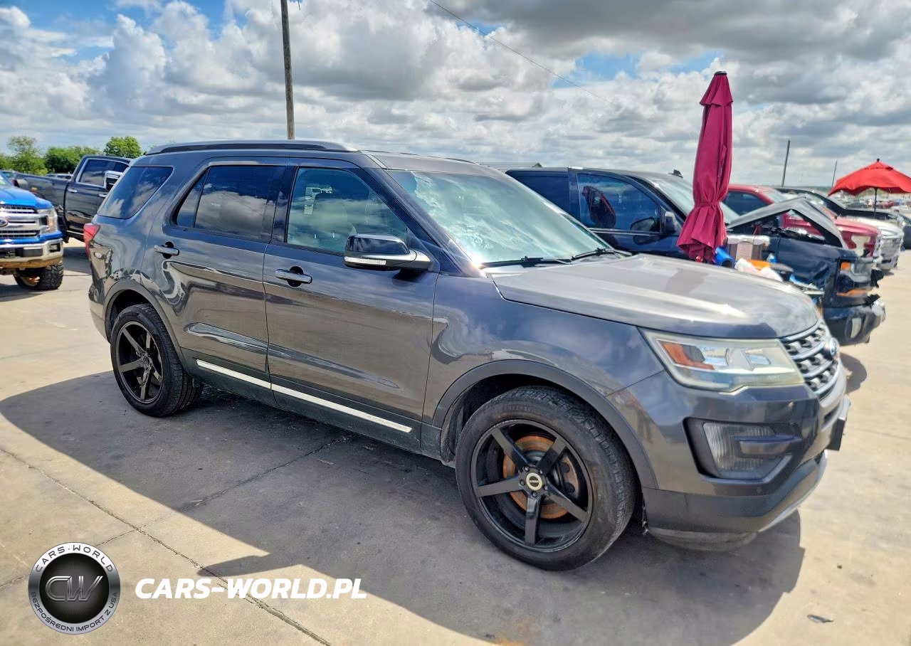 2016 Ford Explorer Xlt VIN:1FM5K7DH4GGA51409 - 4