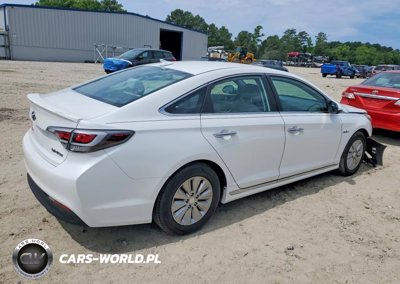 2016 Hyundai Sonata Hybrid Se VIN:KMHE24L14GA040691 - 3