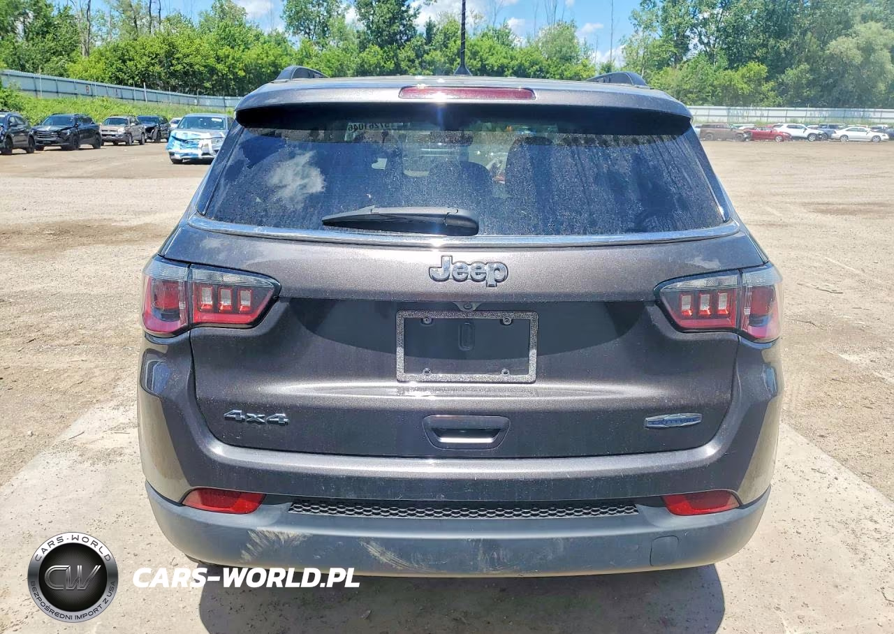 2018 Jeep Compass Latitude VIN:3C4NJDBB7JT201780 - 6