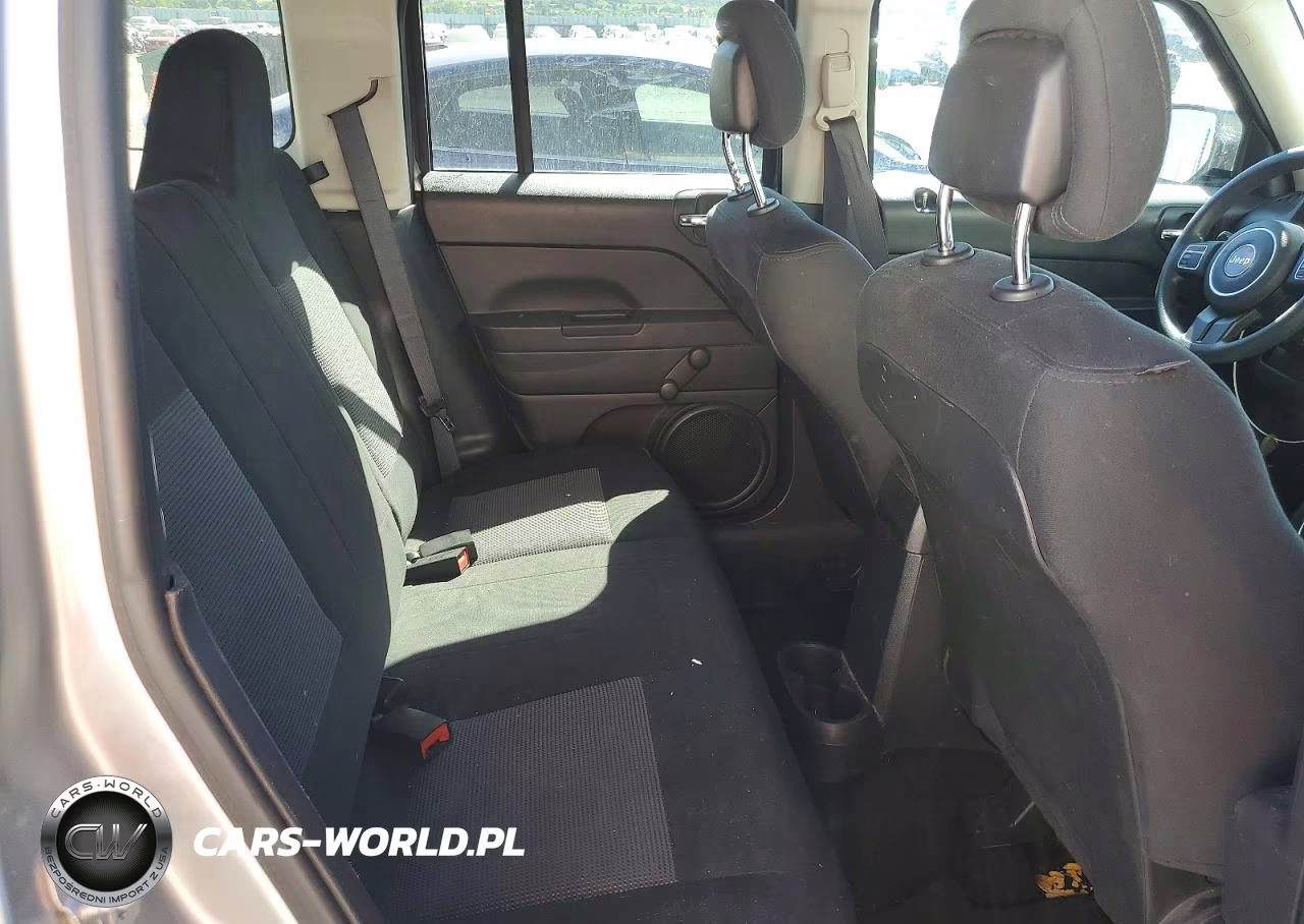 2015 Jeep Patriot Sport VIN:1C4NJPBA4FD191103 - 10