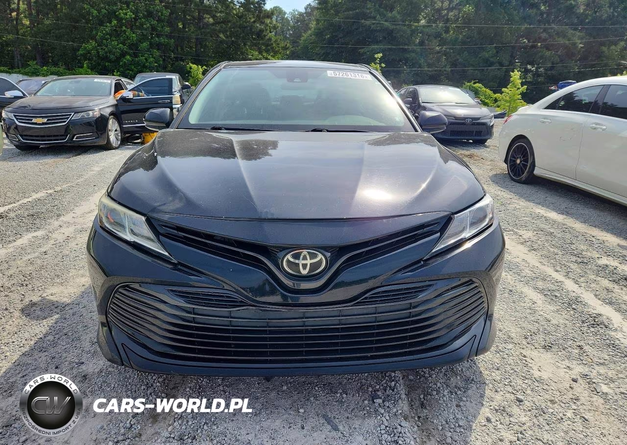 2019 Toyota Camry Le VIN:4T1B11HK8KU251468 - 5
