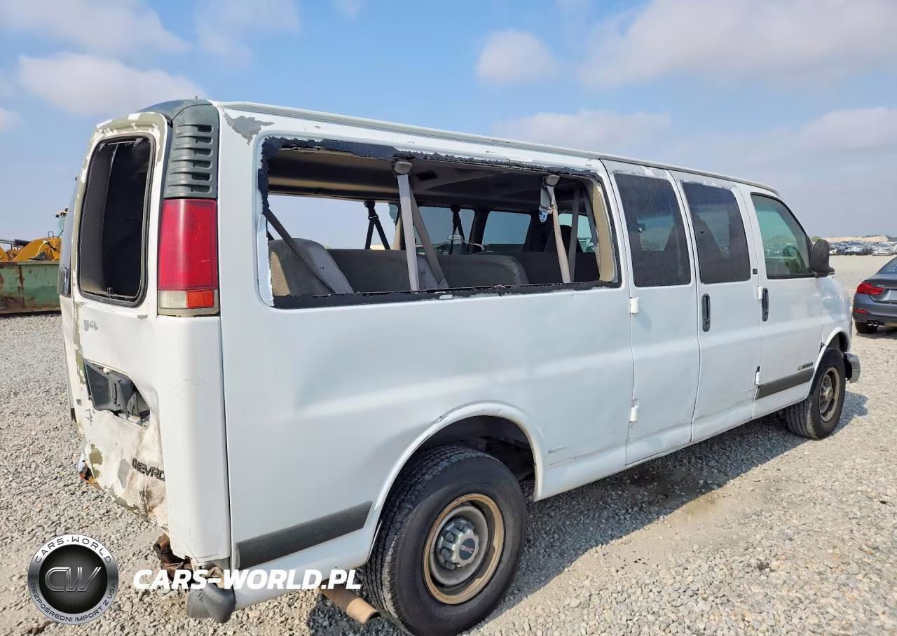 2000 Chevrolet Express G3500 VIN:1GAHG39R8Y1272022 - 3