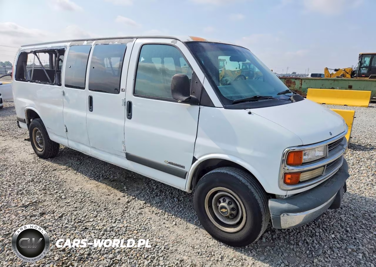 2000 Chevrolet Express G3500 VIN:1GAHG39R8Y1272022 - 4