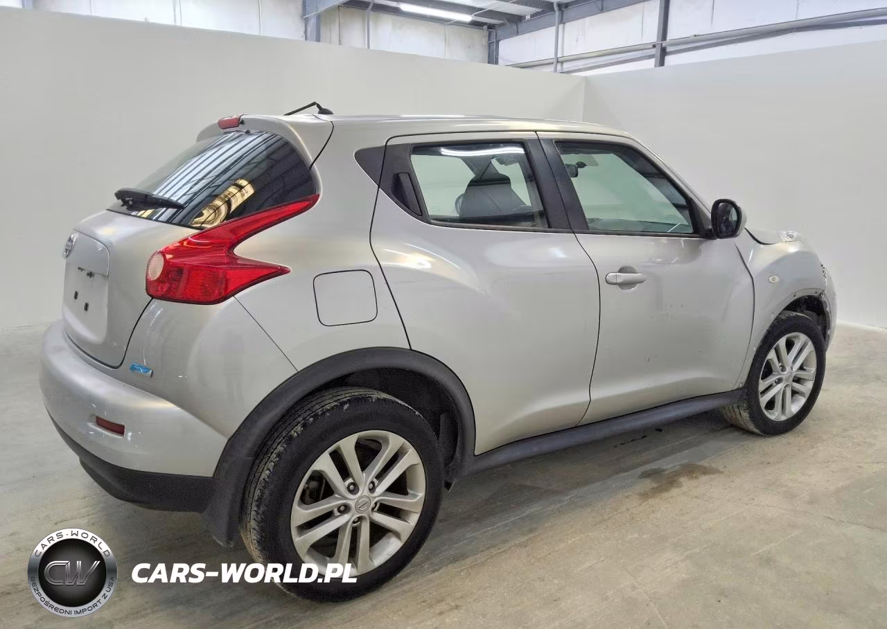 2014 Nissan Juke S VIN:JN8AF5MR8ET353959 - 3