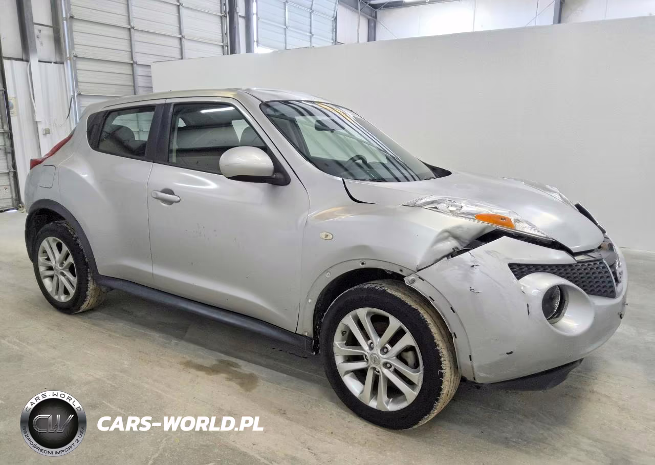 2014 Nissan Juke S VIN:JN8AF5MR8ET353959 - 4