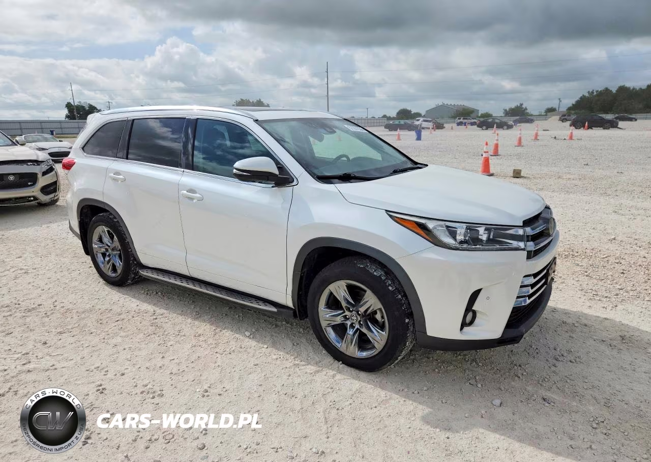 2017 Toyota Highlander Limited Platinum VIN:5TDYZRFH6HS199204 - 4