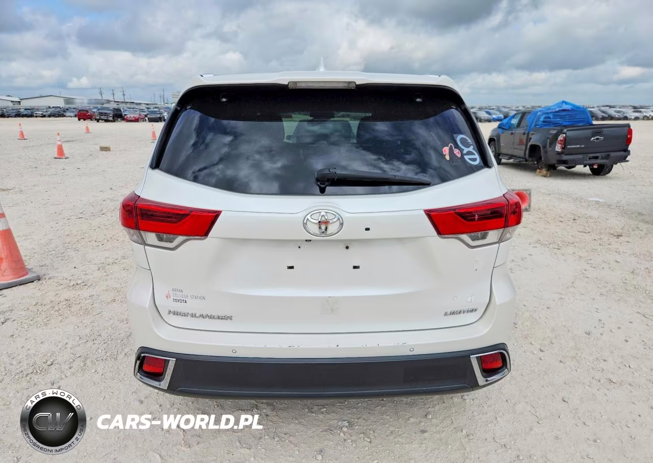 2017 Toyota Highlander Limited Platinum VIN:5TDYZRFH6HS199204 - 6