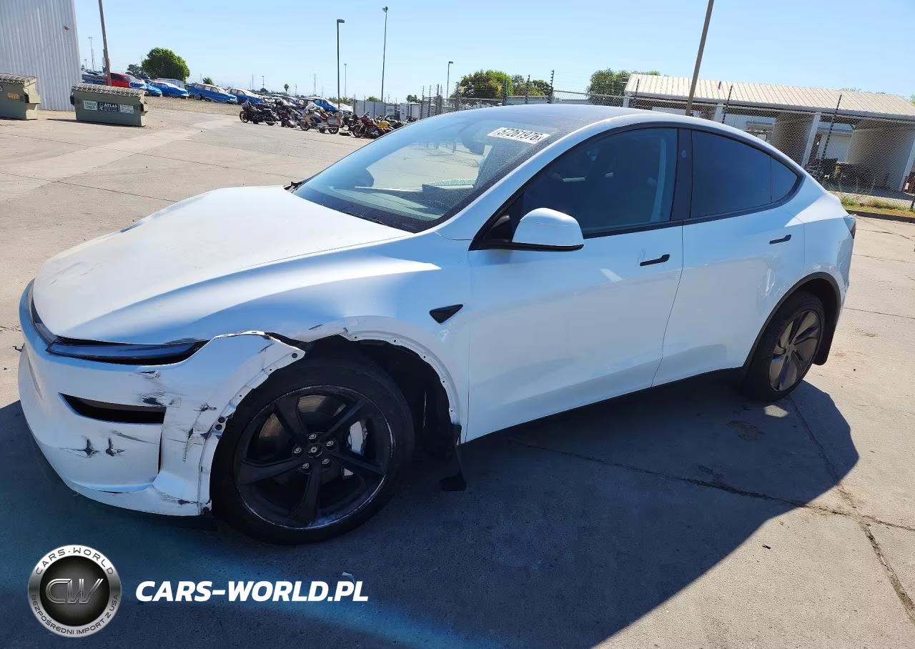 2026 Tesla Model Y VIN:7SAYGDEE1TF434253 - 1
