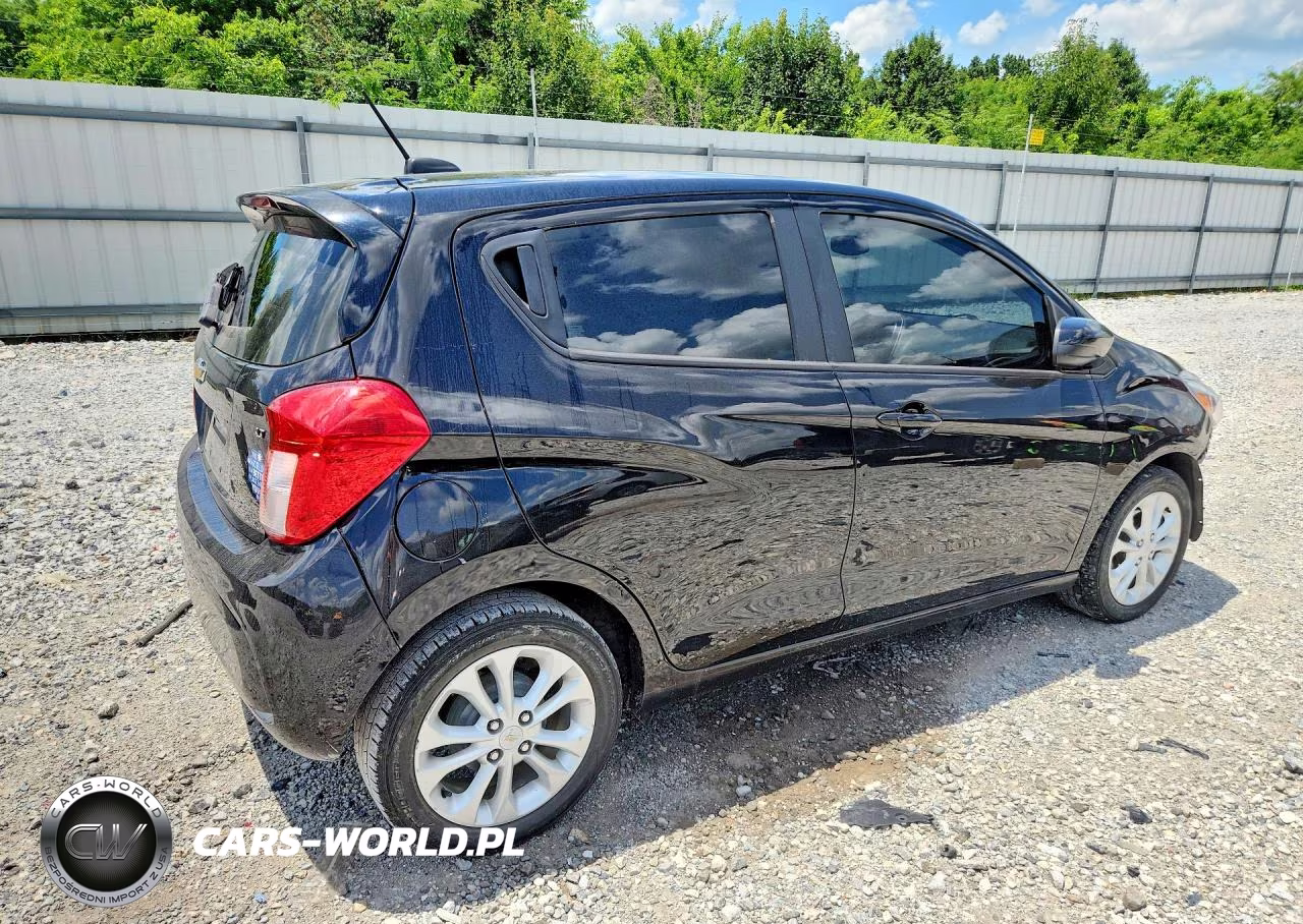 2019 Chevrolet Spark 1Lt VIN:KL8CD6SA8KC718030 - 3
