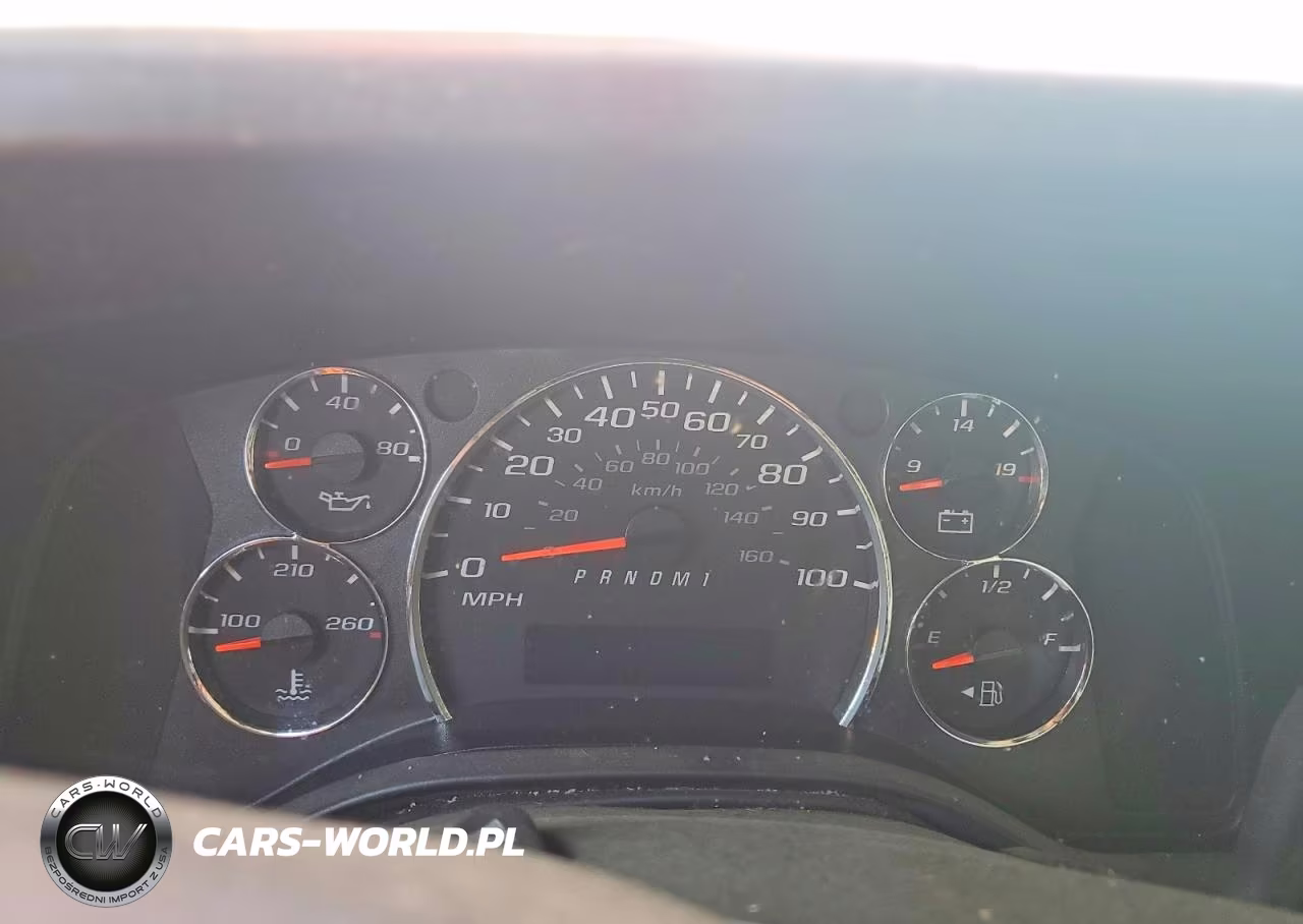 2015 Chevrolet Express G2500 VIN:1GCWGFCF9F1169140 - 9