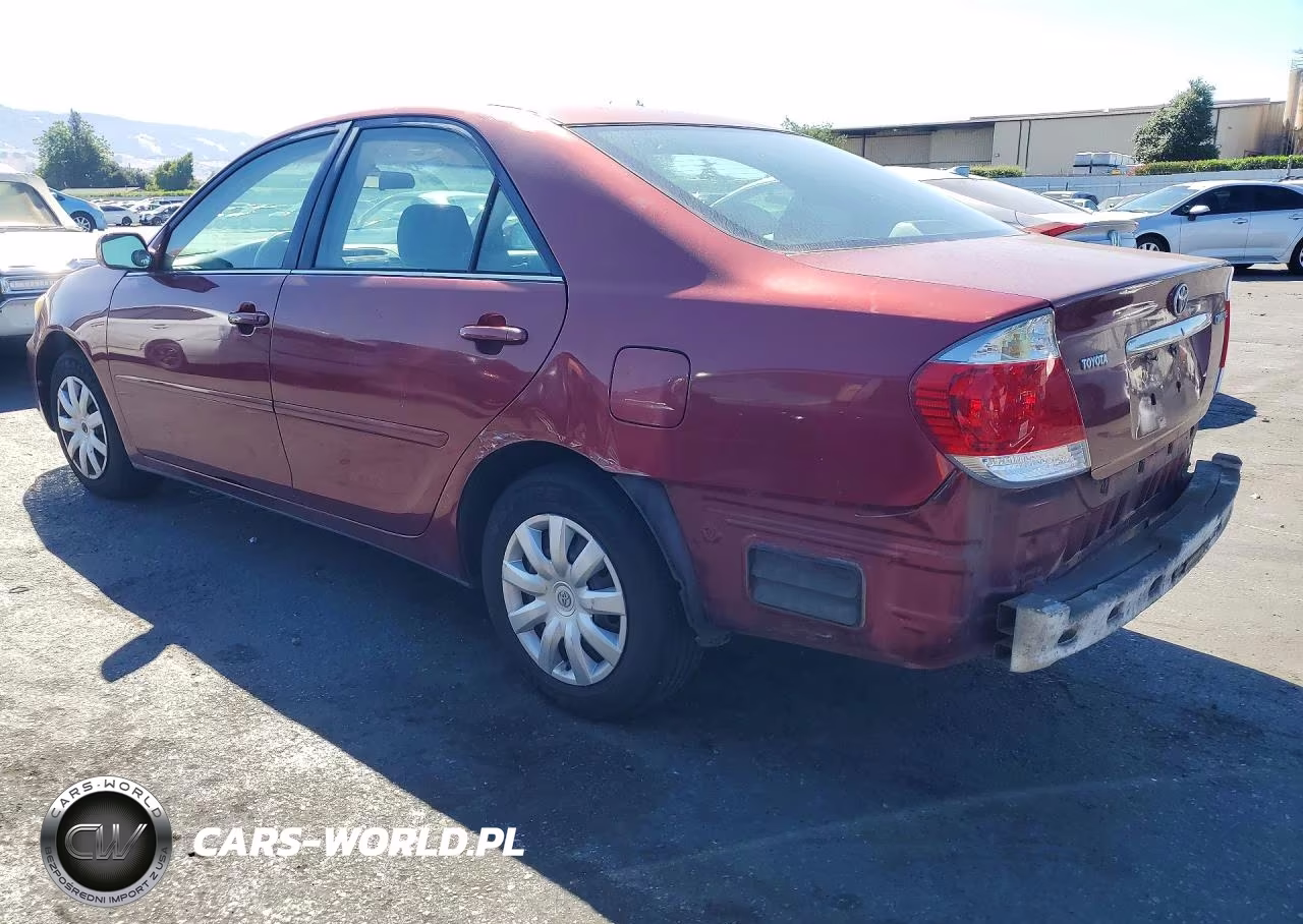 2005 Toyota Camry Le VIN:4T1BE30K35U081021 - 2