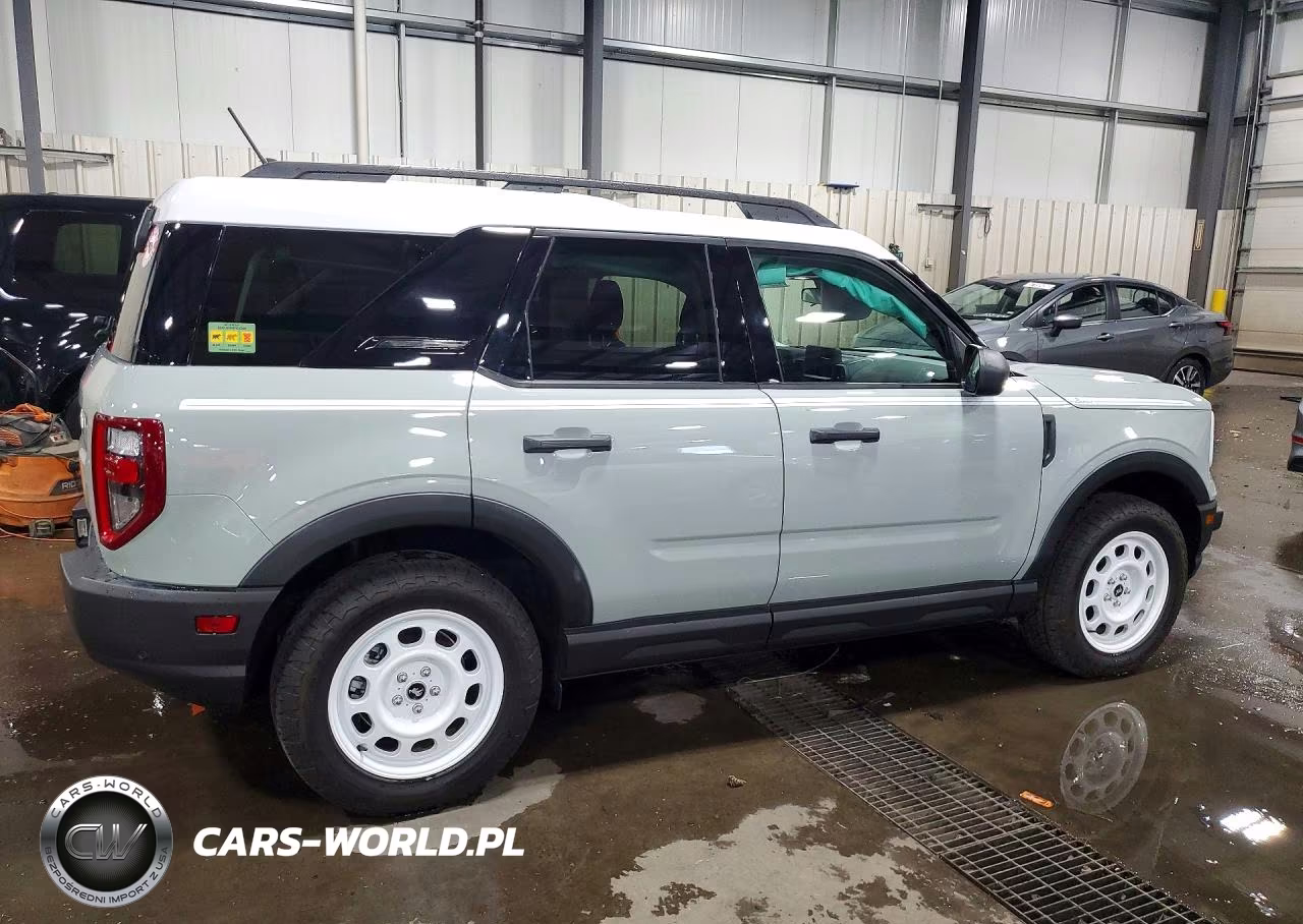 2024 Ford Bronco Sport Heritage VIN:3FMCR9G64RRF00530 - 3