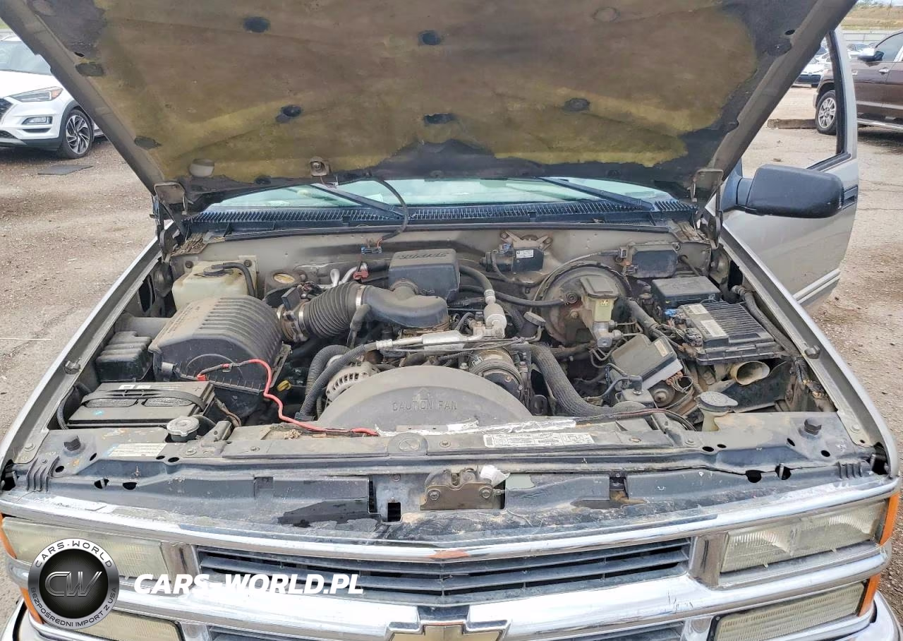 1999 Chevrolet Suburban K1500 VIN:3GNFK16R9XG232416 - 11
