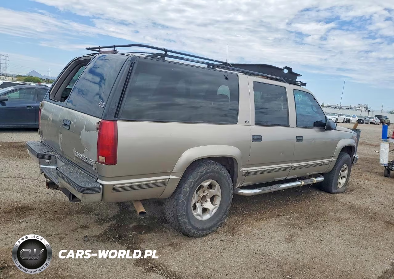 1999 Chevrolet Suburban K1500 VIN:3GNFK16R9XG232416 - 3