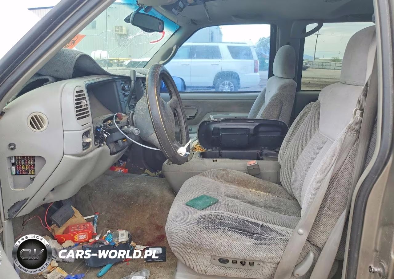 1999 Chevrolet Suburban K1500 VIN:3GNFK16R9XG232416 - 7