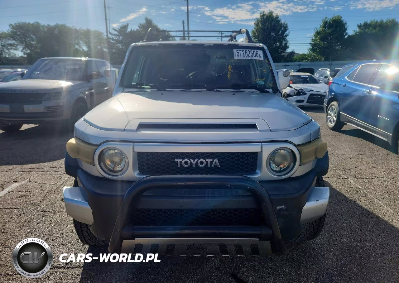 2007 Toyota Fj Cruiser Base VIN:JTEBU11F470068393 - 5