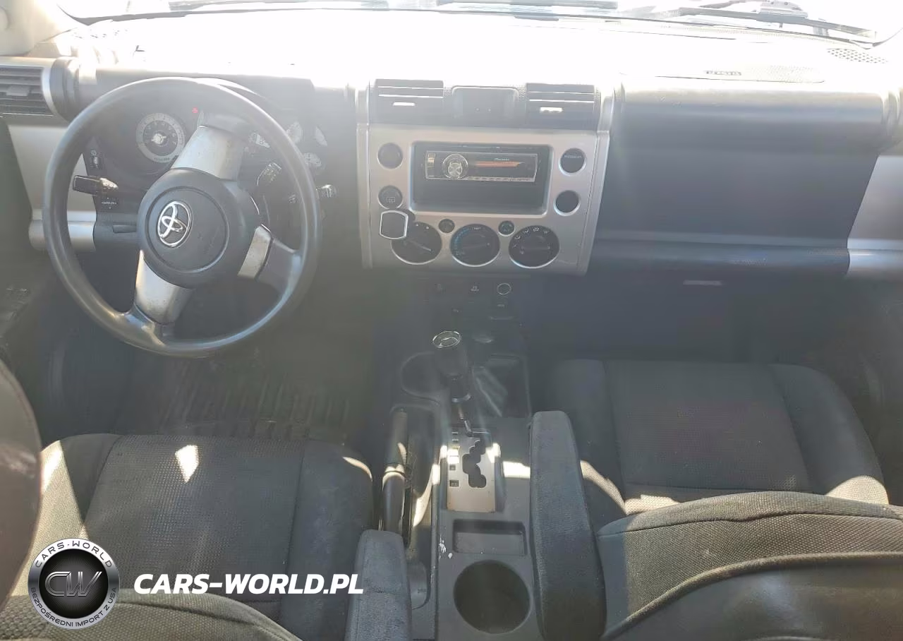 2007 Toyota Fj Cruiser Base VIN:JTEBU11F470068393 - 8