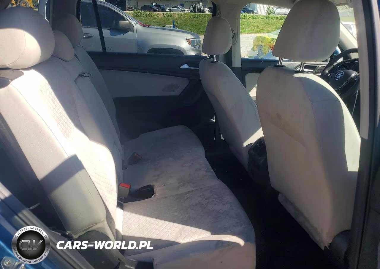 2019 Volkswagen Tiguan S VIN:3VV1B7AX3KM198965 - 11