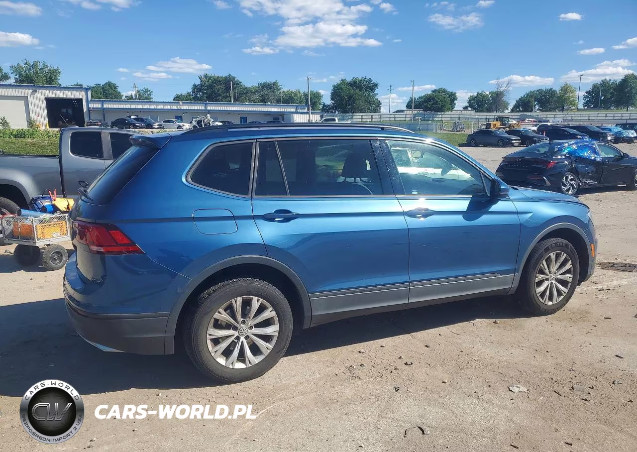 2019 Volkswagen Tiguan S VIN:3VV1B7AX3KM198965 - 3