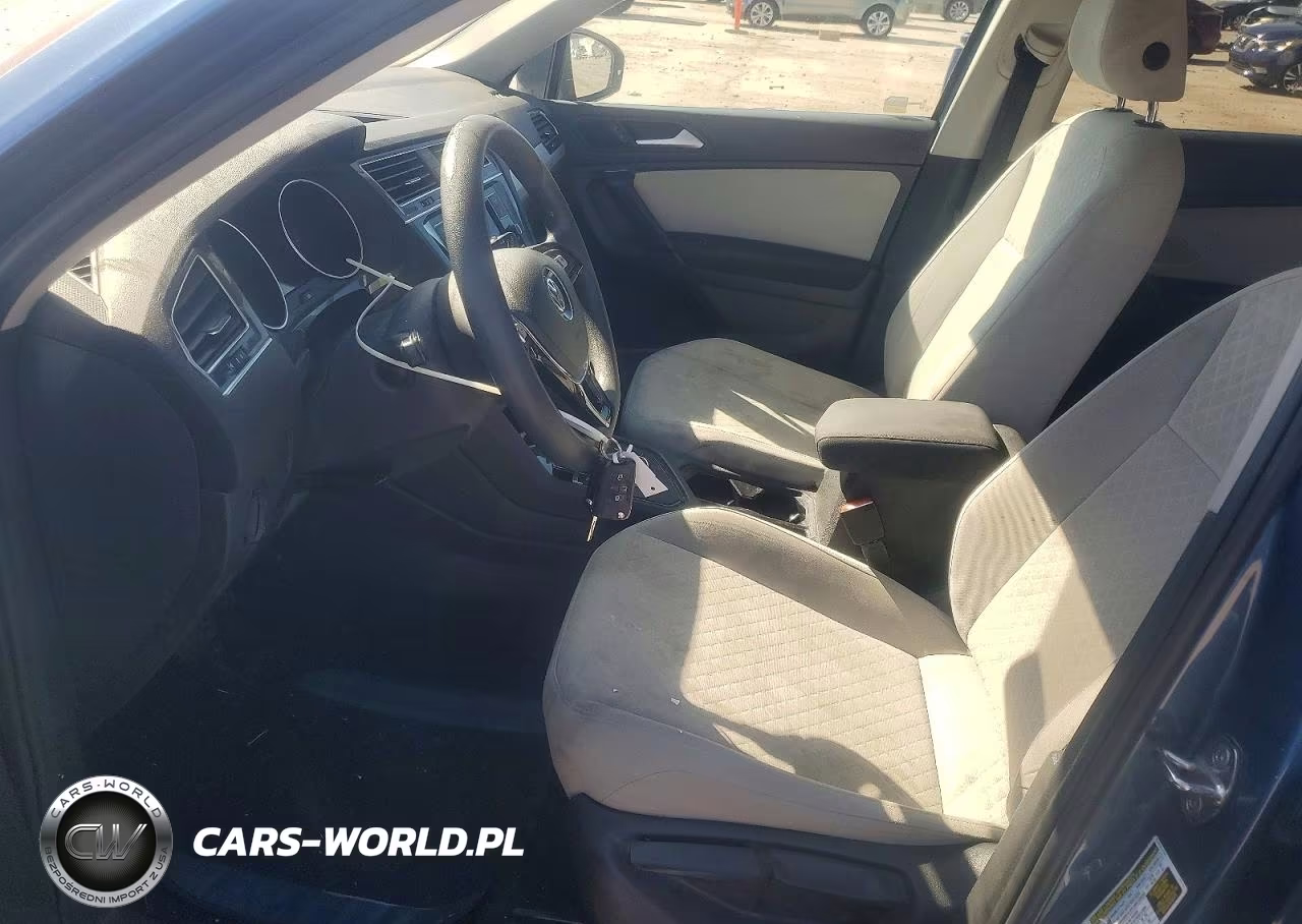 2019 Volkswagen Tiguan S VIN:3VV1B7AX3KM198965 - 7