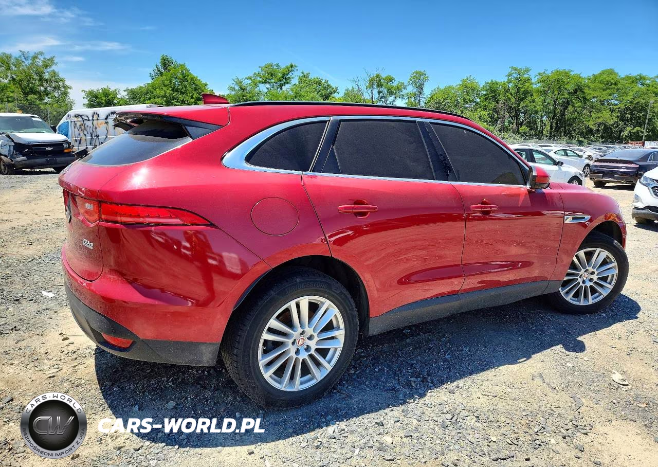 2017 Jaguar F-Pace Prestige VIN:SADCK2BN1HA885377 - 3
