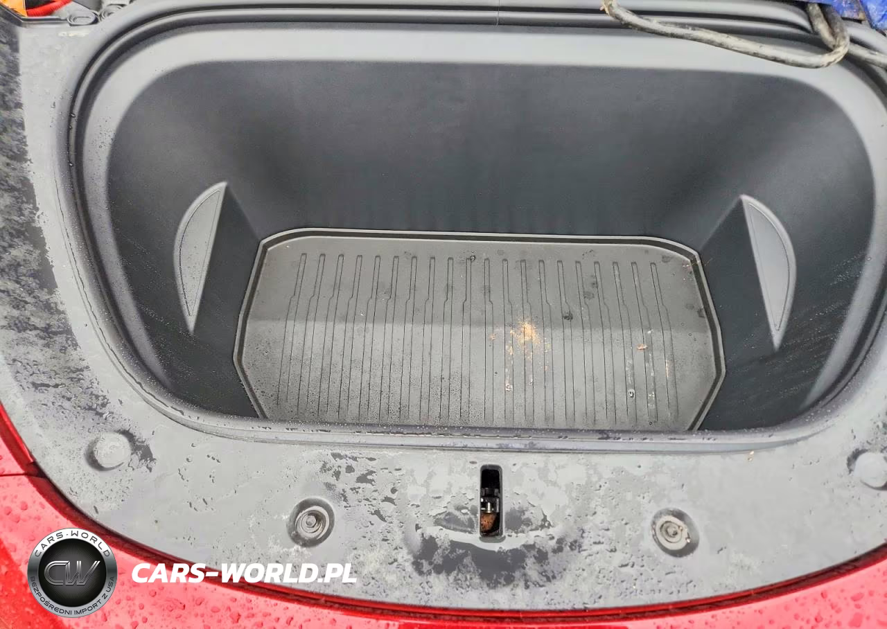 2025 Tesla Model Y VIN:7SAYGDEE4SF288719 - 11