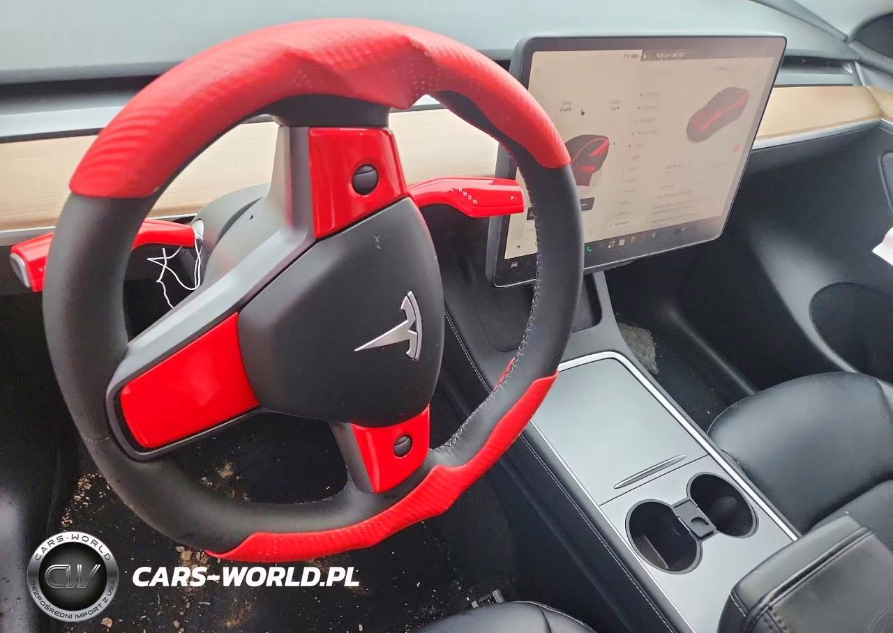 2025 Tesla Model Y VIN:7SAYGDEE4SF288719 - 8